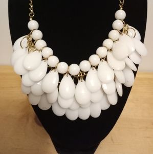 White Pearl Beaded Necklace